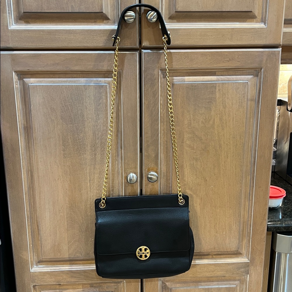 Tory Burch Black Leather Chelsea Shoulder bag/ CrossbodyBag. - Picture 10 of 16
